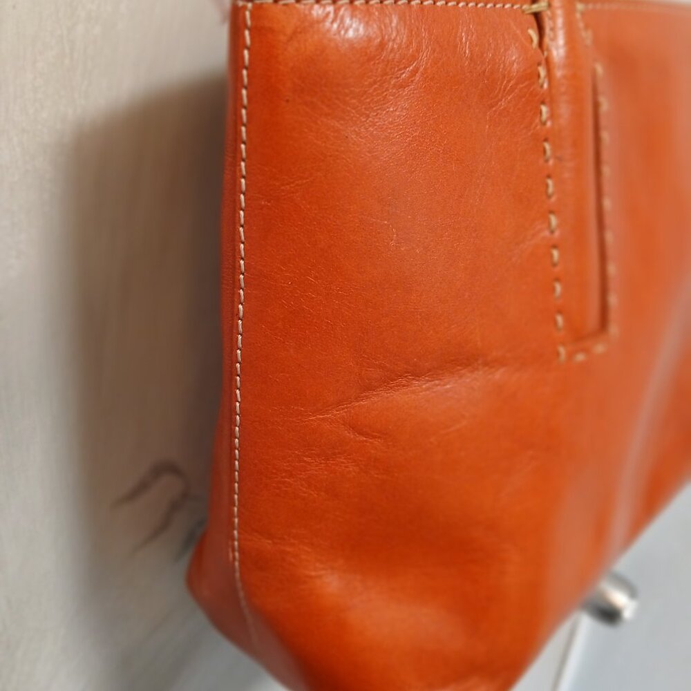 Fossil Vintage Orange Leather Shoulder Bag - Picture 4 of 13